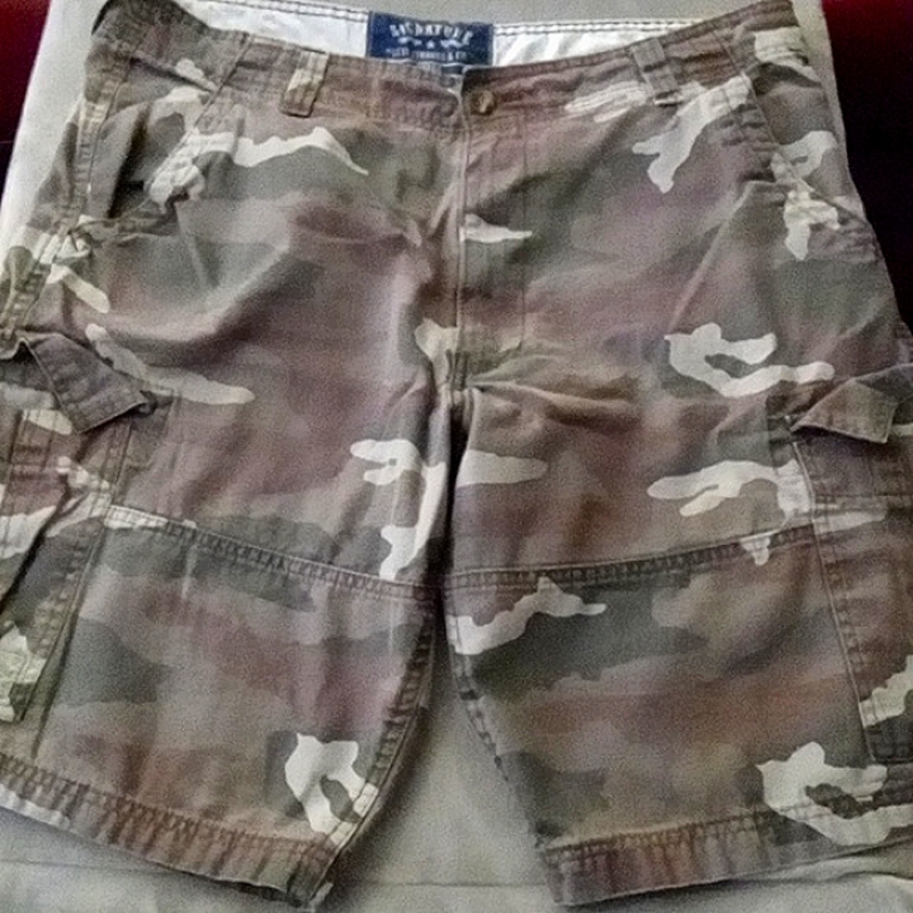 Vintage Levi's Camouflage Cargo Shorts